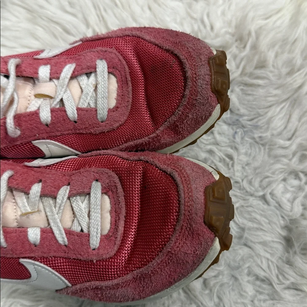 Nike Waffle Debut Vintage Womens 7 
Adobe Sail‎ Coconut Milk Gum Running
Shoes - Picture 6 of 9
